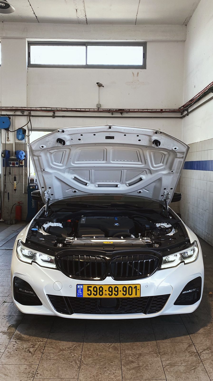 BMW סדרה 3 · טיפול